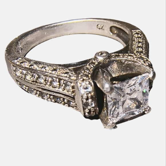 JH Jewelry - Vintage Princess Cut CZ & Sterling Silver Engagement Style Ring Size 6 1/2